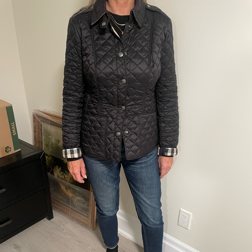 Burberry Black Quilted Jacket with Plaid Lining